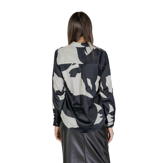 Yalnız Qadın Köynəsi