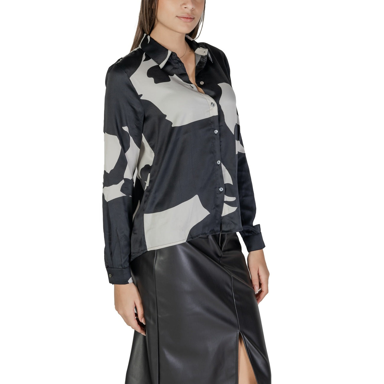 Yalnız Qadın Köynəsi