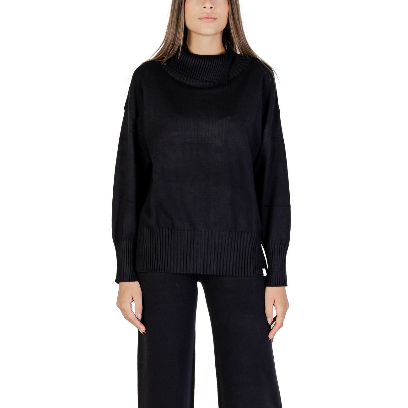 Choral  Women Knitwear